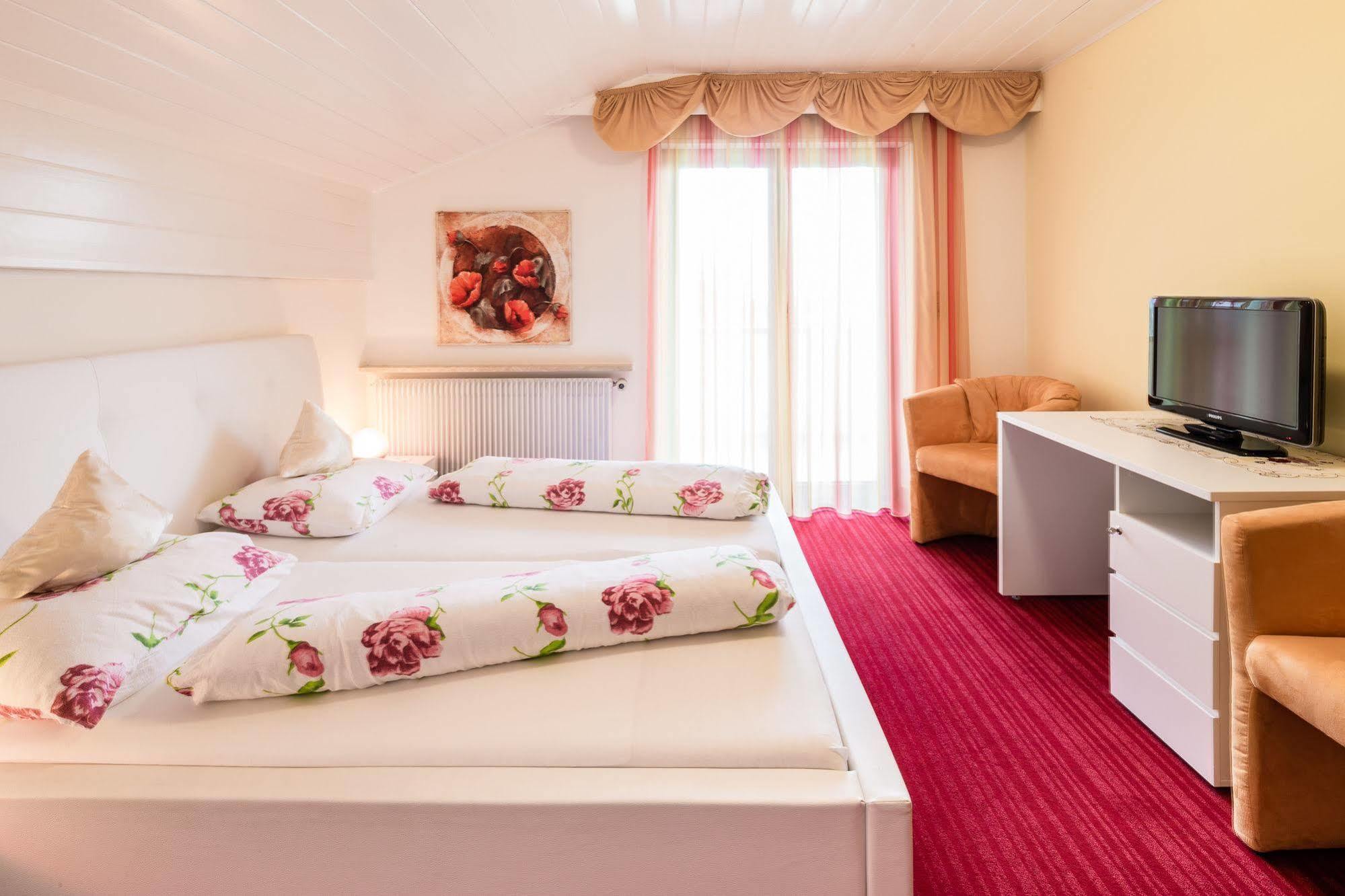 Hotel Gschwangut Lana Zewnętrze zdjęcie